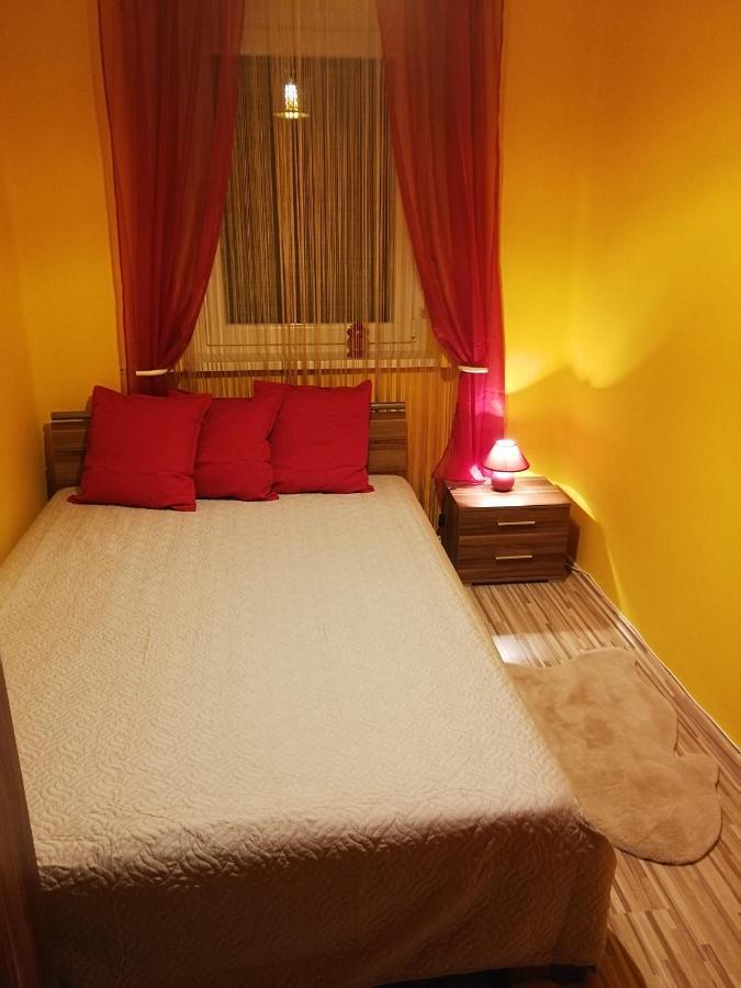 Zso-Ze Apartman Tiszafüred Exteriér fotografie
