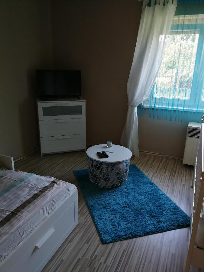Zso-Ze Apartman Tiszafüred Exteriér fotografie