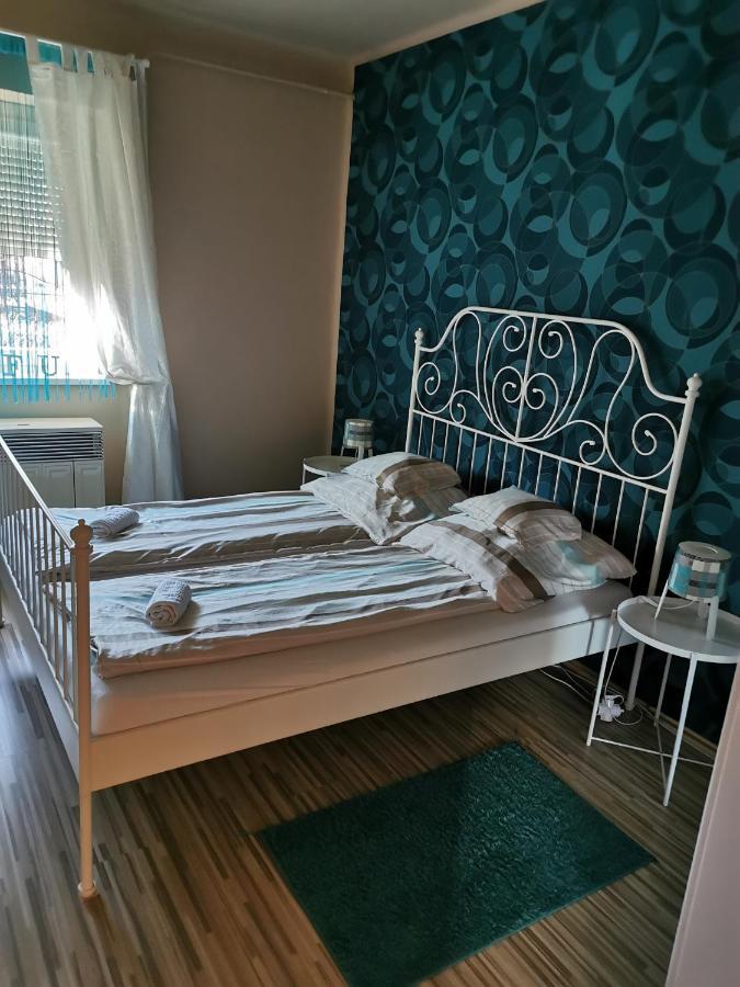 Zso-Ze Apartman Tiszafüred Exteriér fotografie